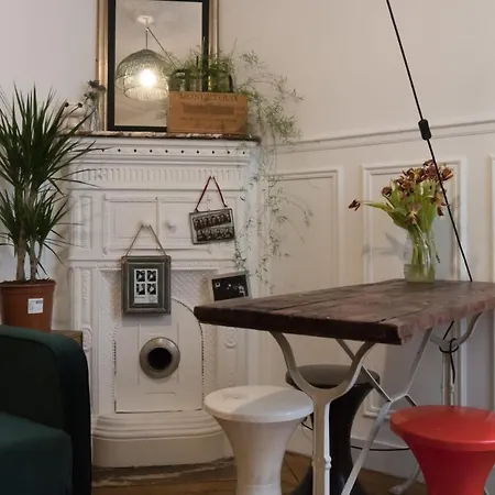 Apartment Superb Located In Batignolles