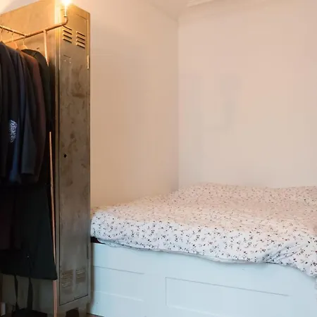 Apartment Superb Located In Batignolles